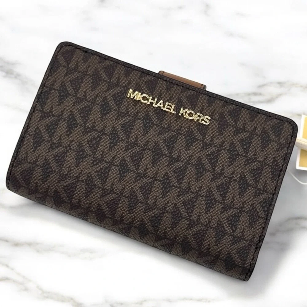 Michael Kors Medium Jet Set Travel Zip Chain Bifold Wallet Leather Brown
